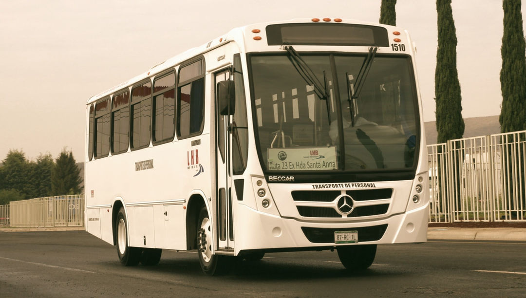 Servicio de Transporte de Personal para Empresas y Fábricas | Shuttle and Bus Service | | Luxury Hotel & Bus